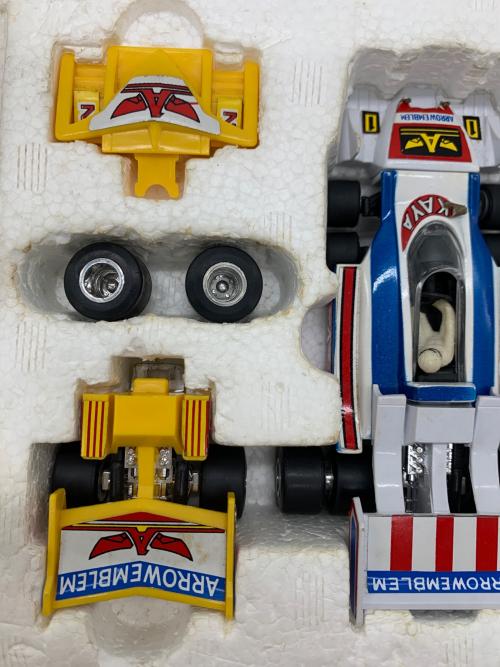 グランプリ鷹 アローエンブレム フィギュア