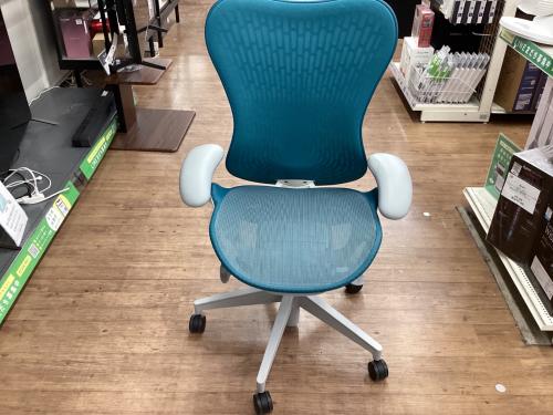 Herman Miller (ハーマンミラー) チェア ミラ2 グリーン×ホワイト