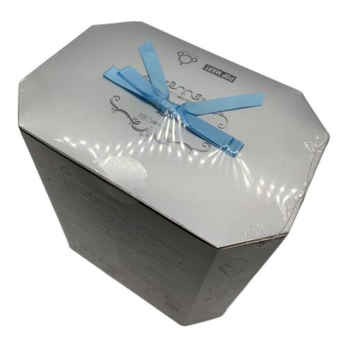 POP MART (ポップマート) SKULLPANDA The Sugar Tongs ミニバッグ The Feast Begins