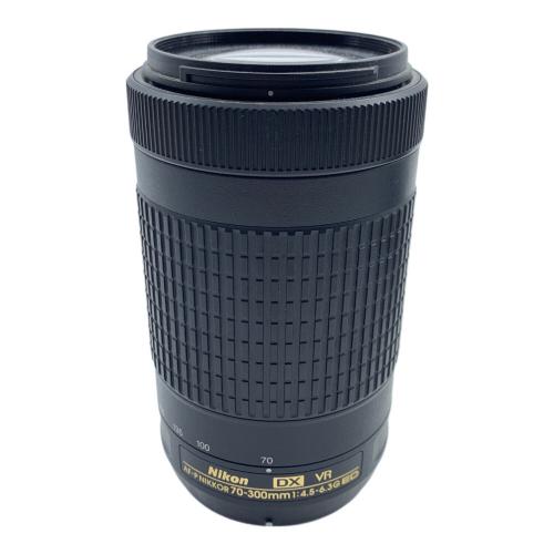 Nikon (ニコン) デジタル一眼レフカメラ D5300