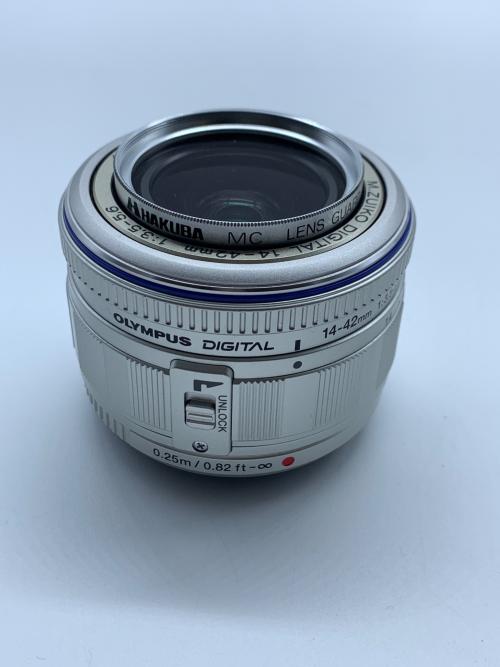 OLYMPUS (オリンパス) デジタル一眼レフカメラ E-PL1 ズームレンズキット