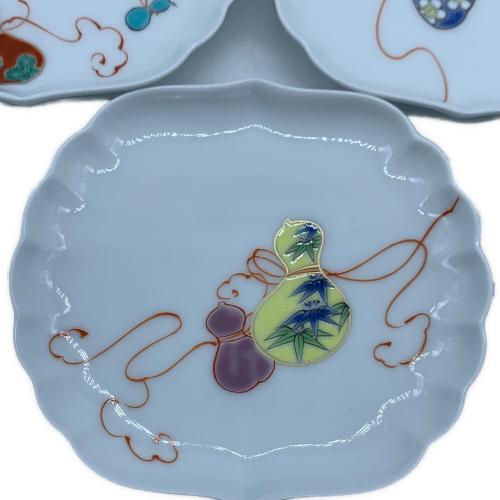 深川製磁 (フカガワセイジ) 小皿 菊中割