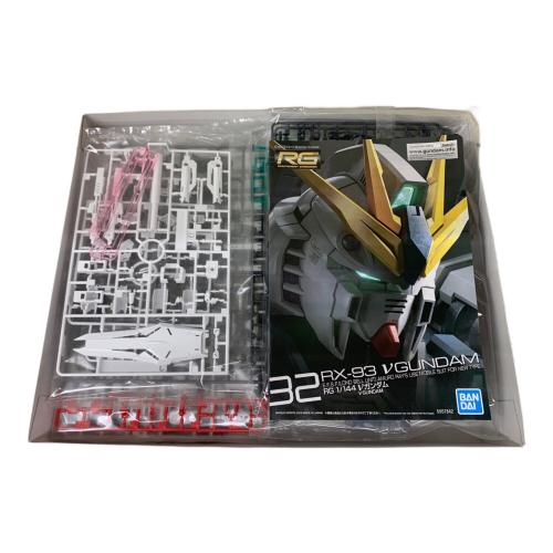 BANDAI (バンダイ) RG 1/144 RX-93 νガンダム ガンプラ