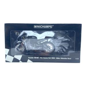 MINICHAMPS (ミニチャンプス) Yamada YZR-M1 Pre-SeasonTest 2004 ダイキャストカー ヴァレンティーノロッシ