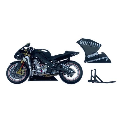 MINICHAMPS (ミニチャンプス) Yamada YZR-M1 Pre-SeasonTest 2004 ダイ