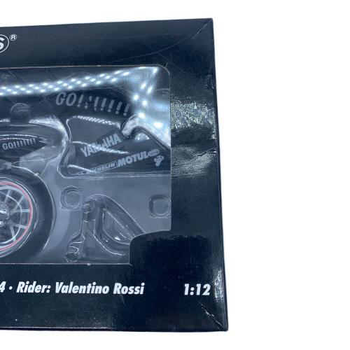MINICHAMPS (ミニチャンプス) Yamada YZR-M1 Pre-SeasonTest 2004 ダイキャストカー ヴァレンティーノロッシ