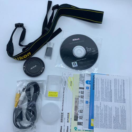 Nikon (ニコン) デジタル一眼レフカメラ D5000 18-55VR KIT