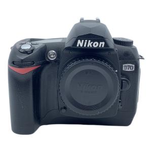 Nikon (ニコン) 一眼レフカメラ D70