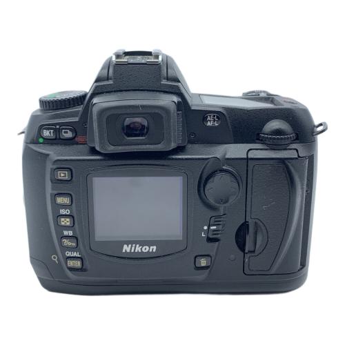 Nikon (ニコン) 一眼レフカメラ D70