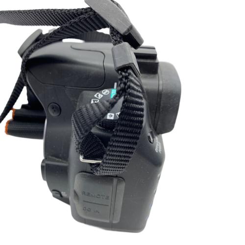 SONY (ソニー) デジタル一眼レフカメラ α200 専用カメラバック付き ズームレンズキット