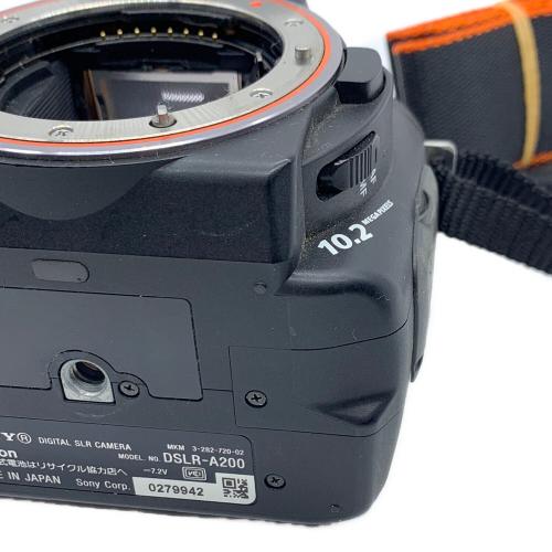 SONY (ソニー) デジタル一眼レフカメラ α200 専用カメラバック付き ズームレンズキット