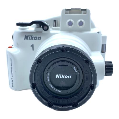 Nikon (ニコン) ミラーレス一眼カメラ 1 J2