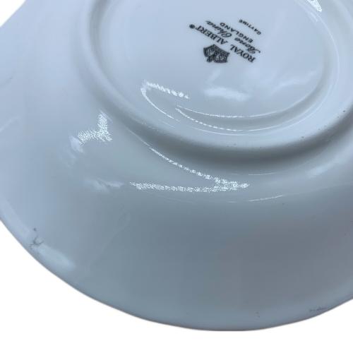 ROYAL ALBERT (ロイヤルアルバート) カップ&ソーサー フラワー・オブ・ザ・マンス