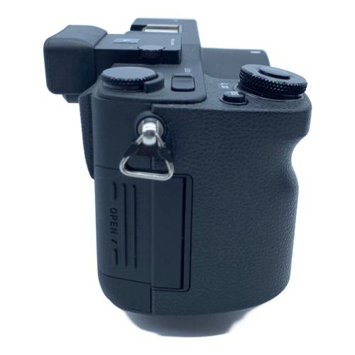 SIGMA (シグマ) ミラーレス一眼カメラ SD Quatrro H