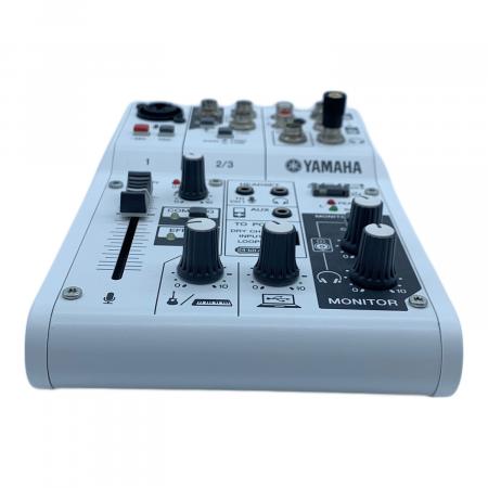 YAMAHA (ヤマハ) ミキシングコンソール AG03 DLコード付｜トレファクONLINE