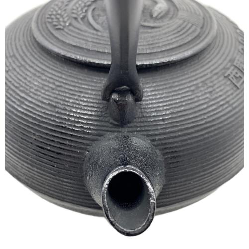 南部鉄器 (ナンブテッキ) 鉄瓶