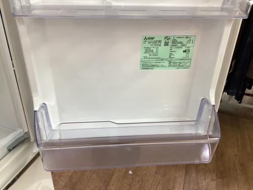 MITSUBISHI (ミツビシ) 3ドア冷蔵庫 MR-CX33C-W 2018年製 330L