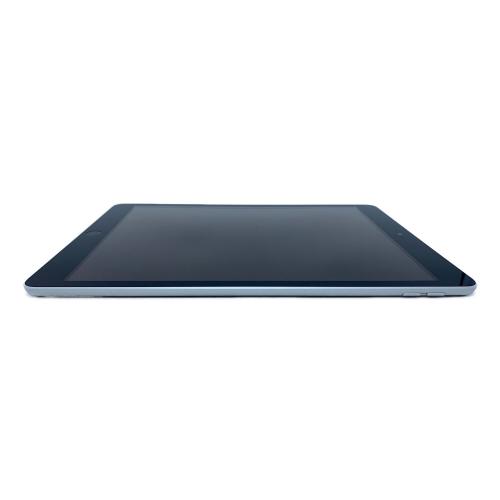 Apple (アップル) iPad(第9世代) MK2P3J/A W2MWF34D16 ※角キズ有