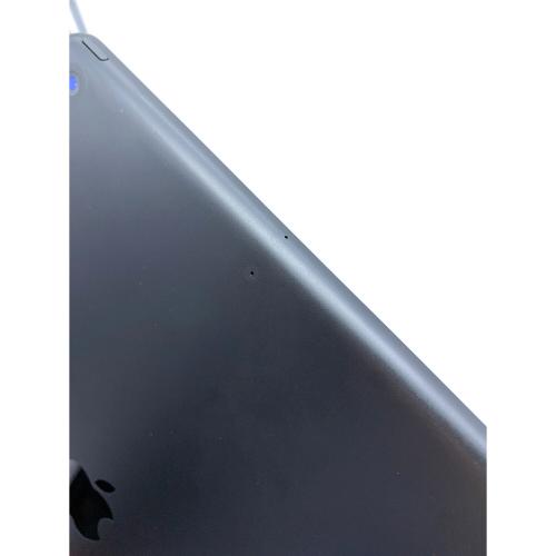 Apple (アップル) iPad(第9世代) MK2K3J/A C6H2YKC2LY