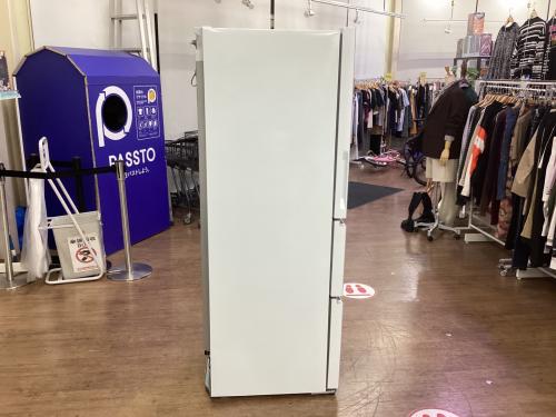 YAMADA (ヤマダ) 3ドア冷蔵庫 YRZ-F32MW 2025年製 319L