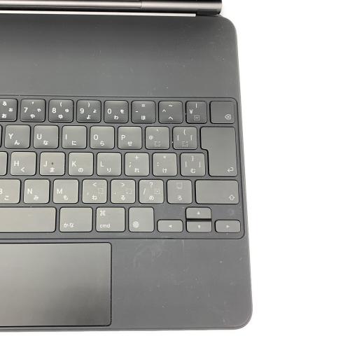 Apple (アップル) キーボード MJQK3J/A A2480 ※12.9インチiPad Pro専用