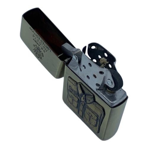 ZIPPO (ジッポ) オイルライター 1995年製 U.S.ARMY LIMITED EDITION No,0214 階級バッチ付 @