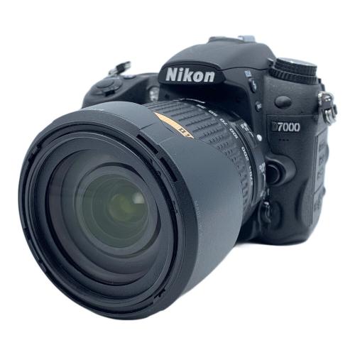 Nikon (ニコン) デジタル一眼レフカメラ D7000 マルチパワーバッテリーパック(MB-D11)