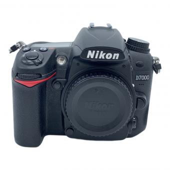 Nikon (ニコン) デジタル一眼レフカメラ D7000 ボディーのみ