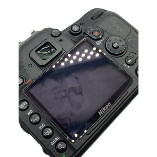 Nikon (ニコン) デジタル一眼レフカメラ D7000 ボディーのみ