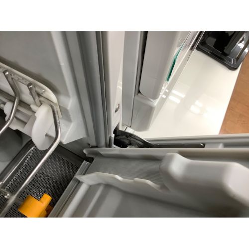 Panasonic (パナソニック) 食器洗い乾燥機 NP-TR8-T 2016年製