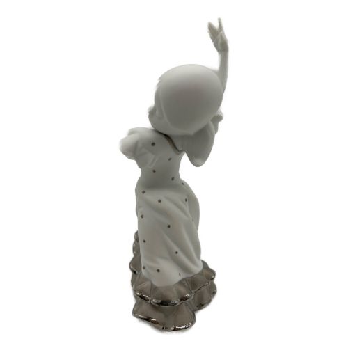 LLADRO (リヤドロ) フィギュリン リトルダンサー 〈ロリータ〉プラチナ 2009年発売