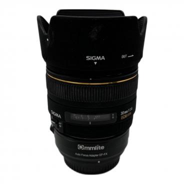 CANON (キヤノン) ズームレンズ EFS 18-200mm｜トレファクONLINE