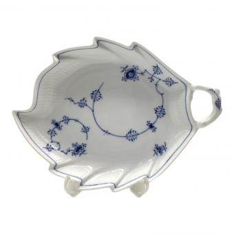 ROYAL COPENHAGEN (ロイヤル・コペンハーゲン) リーフディッシュ ブルーフルーテッド