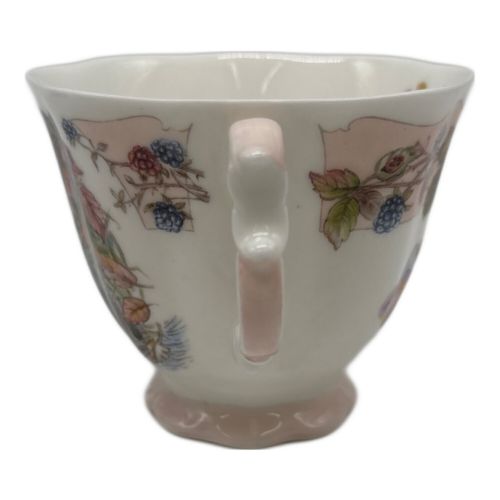 ROYAL DOULTON (ロイヤルドルトン) カップ&ソーサー ブランブリーヘッジオータム