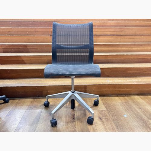 Herman Miller (ハーマンミラー) オフィスチェア ブラック 226 セトゥーチェア