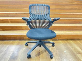 Knoll (ノル) ジェネレーションチェアー ブラック @ GENU09