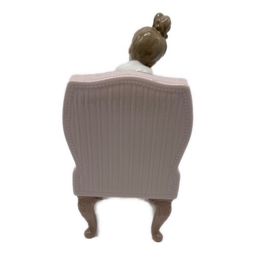 LLADRO (リヤドロ) フィギュリン お誕生日のプレゼント 6511