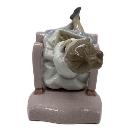 LLADRO (リヤドロ) フィギュリン お誕生日のプレゼント 6511