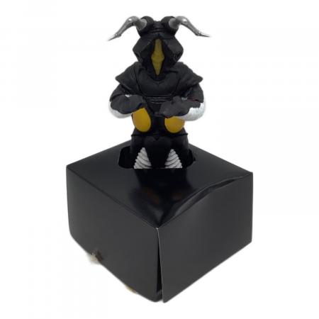 1/6 特撮シリーズ　宇宙怪獣ゼットン　フィギュア Amazon | CCP 宇宙怪獣ゼットン 1/6 特撮シリーズ Vol.10 1/6スケール