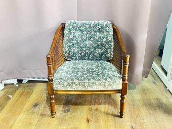 karimoku (カリモク) チェア ブラウン ヤケ有 花柄