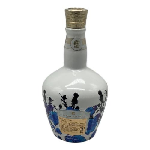 ロイヤルサルート (ROYAL SALUTE) スコッチウィスキー 700ml リチャードクイン エディション 21年 陶器ボトル 未開封