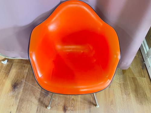 Herman Miller (ハーマンミラー) アームシェルチェア オレンジ ヴィンテージ 1979年製造 86