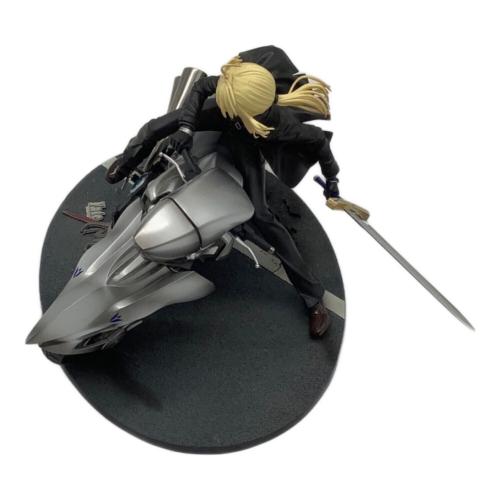 Fate/Zero（フェイト ゼロ） フィギュア  Saber & Saber Motored Cuirassier
