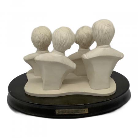 The Beatles 陶器　置物 BEATLES COLLECTION 置物 台座付き・1993年｜トレファクONLINE