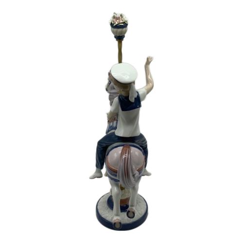 LLADRO (リヤドロ) フィギュリン 1470 メリーゴーランドに乗る少年  11