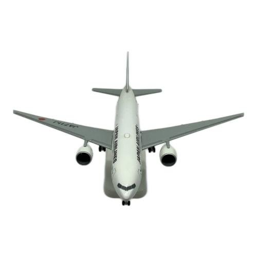 飛行機 1/200 777-200ER JAPAN AIRLINES JA711J｜トレファクONLINE