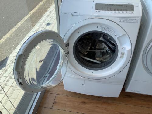 HITACHI (ヒタチ) ドラム式洗濯乾燥機 動作確認済み 11.0kg 6.0㎏ BD-SG110H 2022年製 クリーニング済 50Hz／60Hz