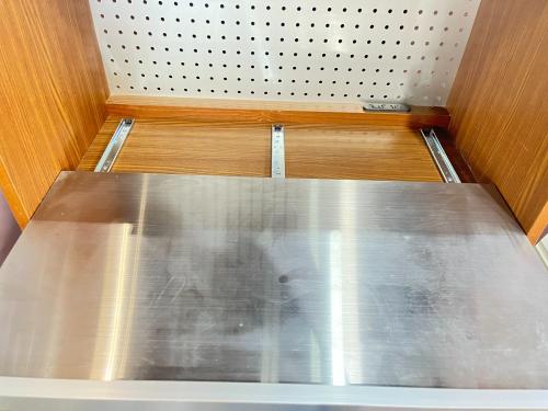 UNICO (ウニコ) レンジボード ブラウン×シルバー 12 廃盤品 2枚扉 STRADA