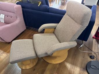 karimoku (カリモク) リクライニングソファー グレー  オットマン付 ファブリック