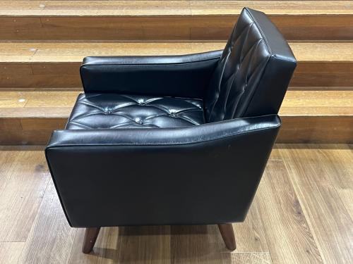 カリモク60 (カリモクロクマル) ロビーチェア スタンダードブラック U36210BD 合皮 1シーター